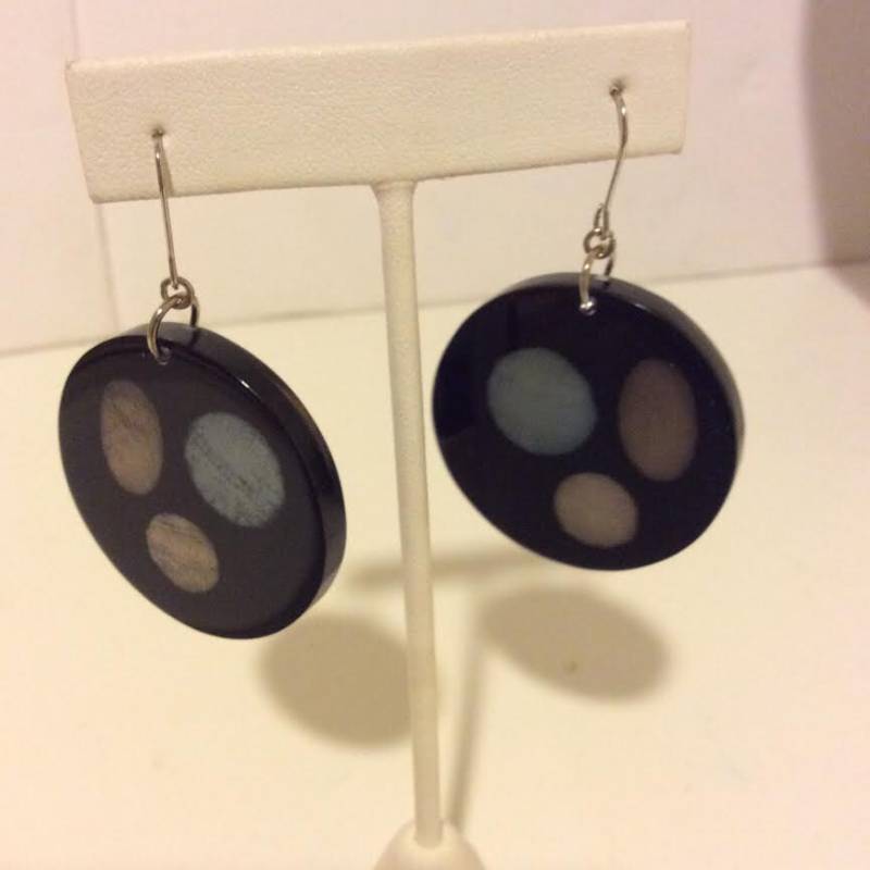 Schwarz Blau Gold Runde Harz Kreis Art Deco Ohrringe Schwarz Blau Gold Runde Harz Kreis Art Deco Ohrringe von EmeliaHart