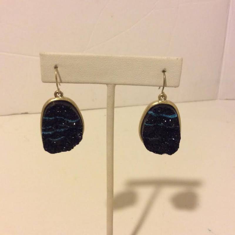 Schwarz Und Blau Gestreiften Klobige Faux Druzy Ohrringe Schwarz Und Blau Gestreiften Klobige Faux Druzy Ohrringe von EmeliaHart