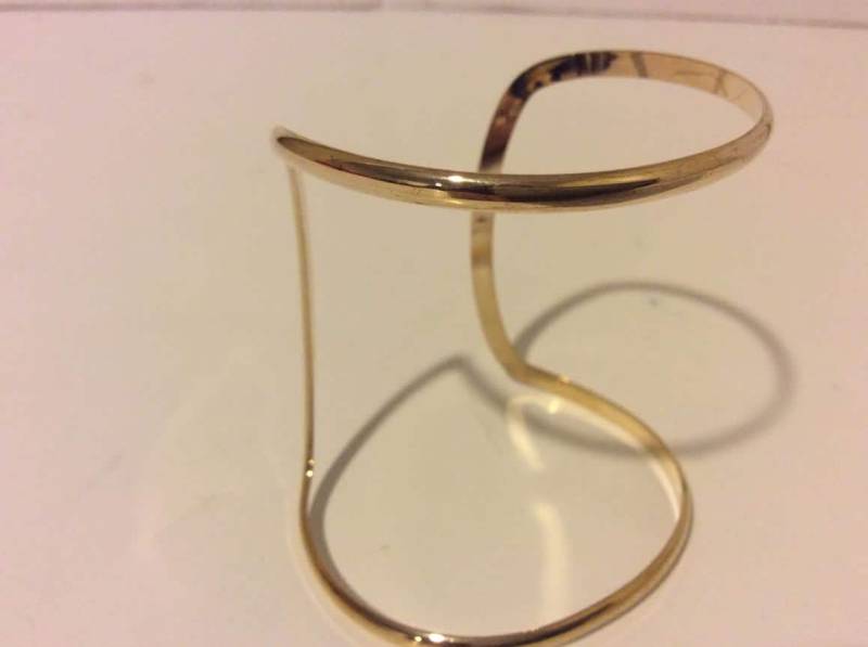Süßes Gold Farbiger Manschette Armband Süßes Gold Farbiger Manschette Armband von EmeliaHart