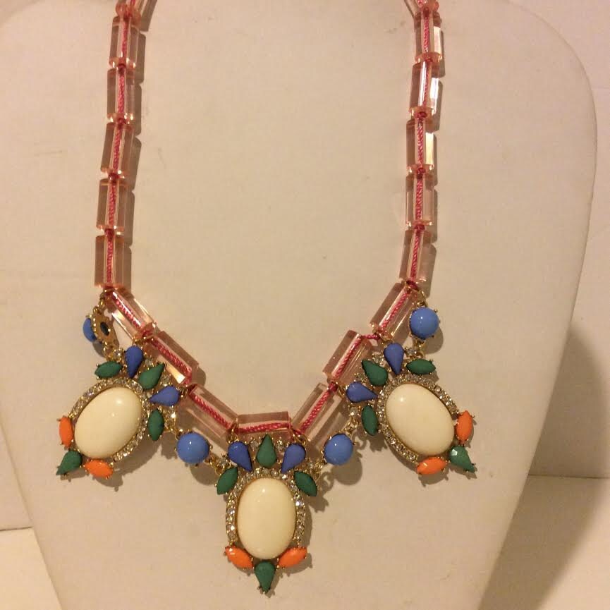 Weiß Rosa Multi Art-Deco-Anweisung Kette von EmeliaHart