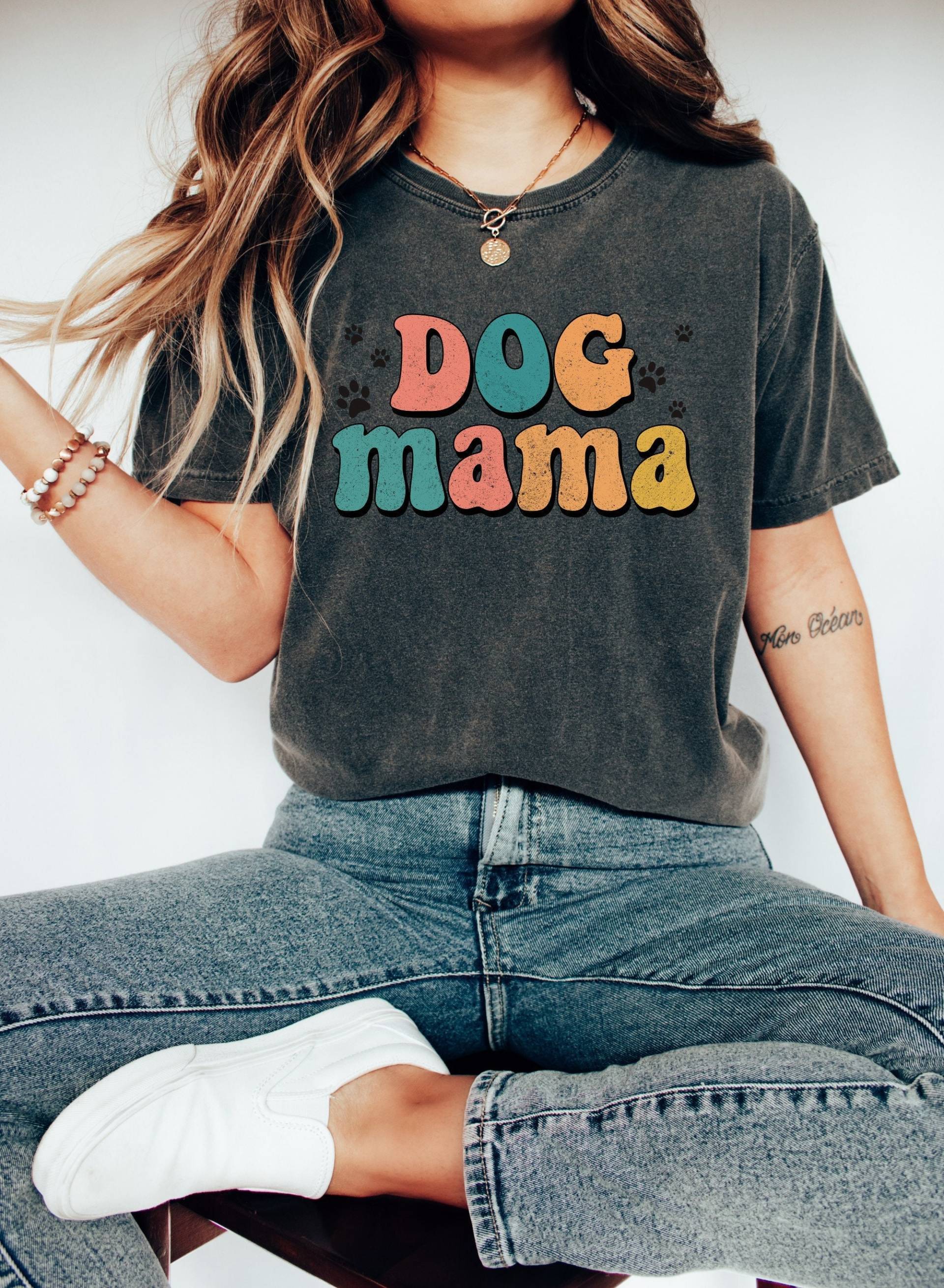 Comfort Colors T-Shirt, Hundemama Shirt, Neue Stolze Welpe Mama, Muttertagsgeschenk, Golden Retriever Mädchen Mama von EmeraldandJadeCo