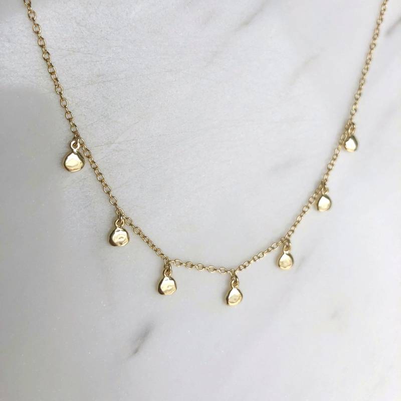 Mini Münze Halskette - Winzige Gold Plättchen Tropfen Disc Layered Minimalist von EmeryStudioJewelry