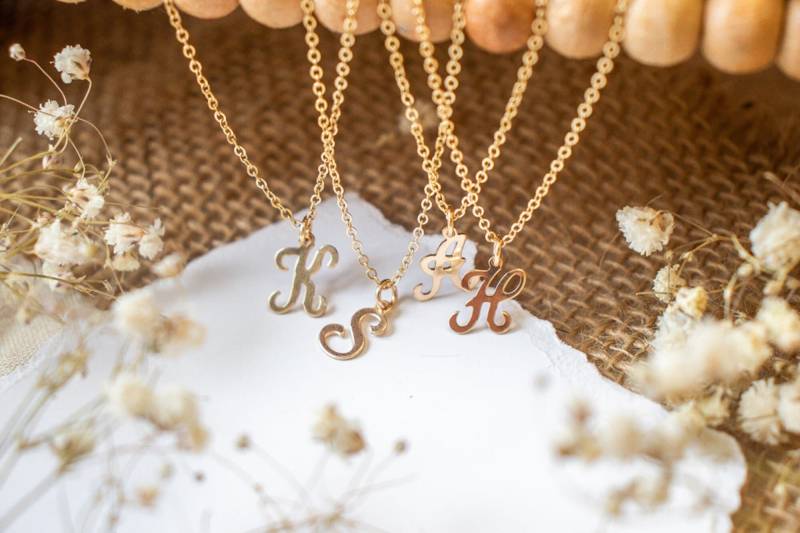 Cursive Initial Halskette 14K Gold Filled | Monogramm Brautjungfer Geschenk Schmuck Personalisierter von EmeryandOpal
