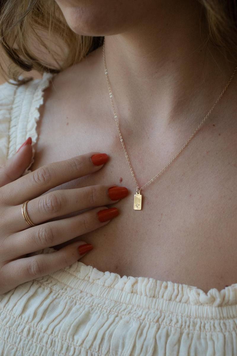 Initial Tag Halskette | Personalisierte Gold Personalisiertes Mama Geschenk Medium Anhänger von EmeryandOpal