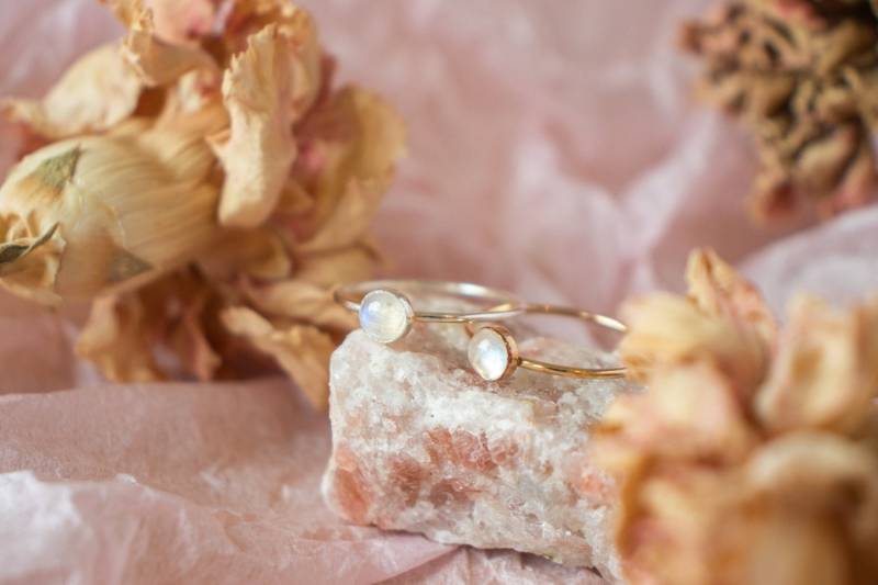 Regenbogen Mondstein Ring | Natürlicher Zierlicher Edelstein Juni Geburtsstein Geschenk Zum Geburtstag von EmeryandOpal