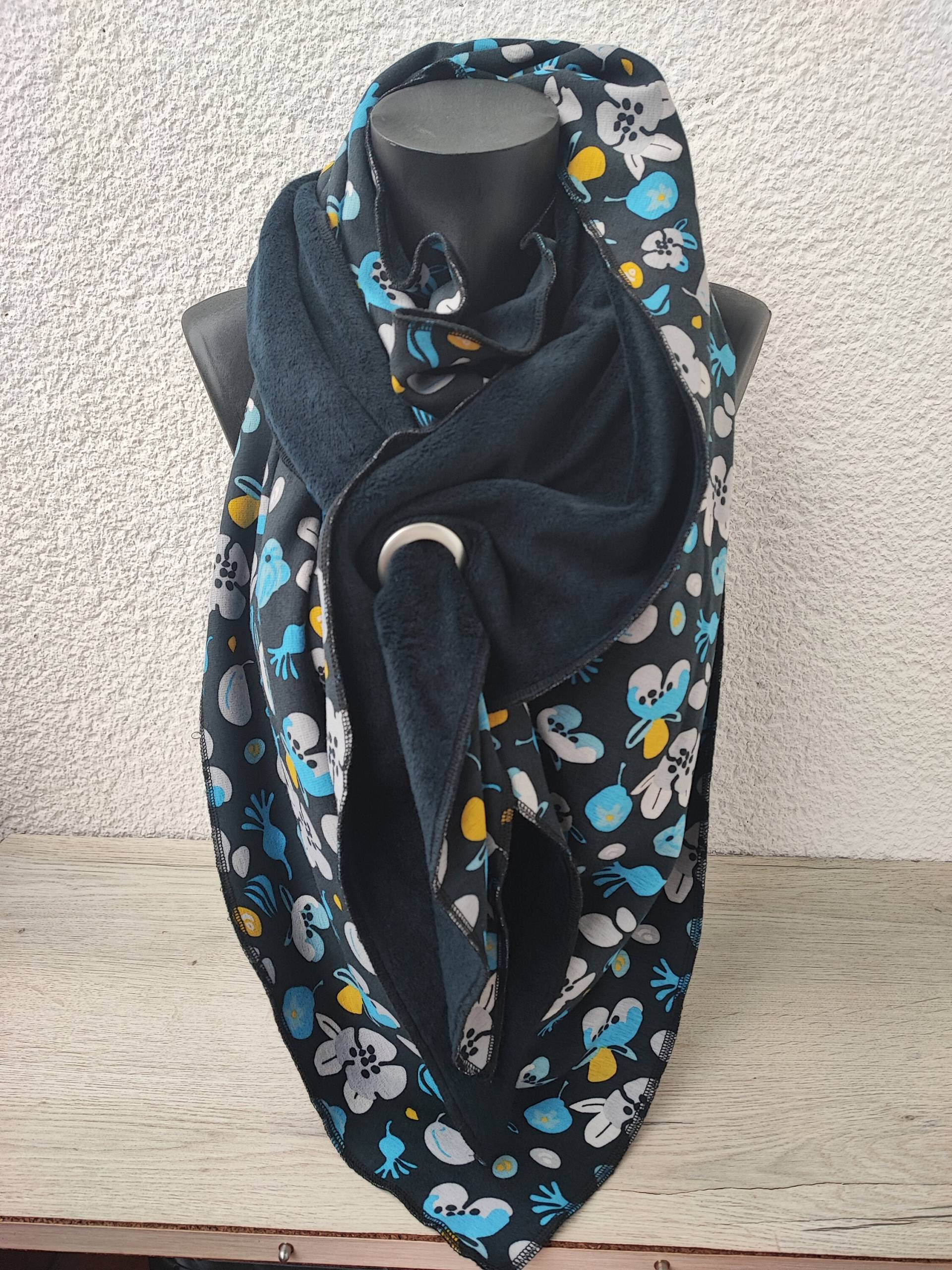 Dreiecks-Ösentuch Xxl von EmiLillyDesign