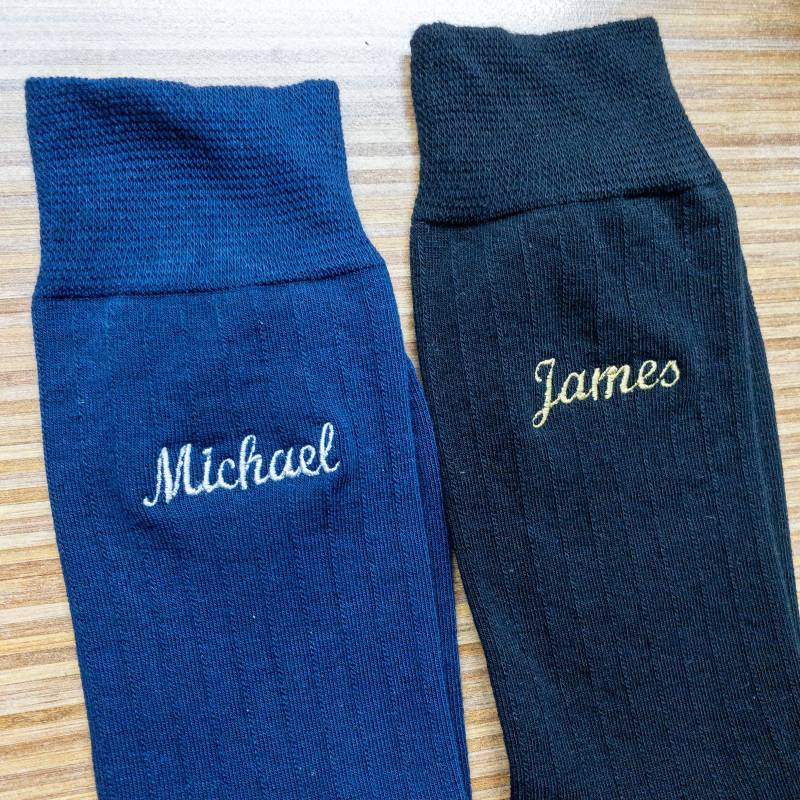 Namenssocken Für Trauzeugen, Groomsmen-Socken, Personalisiertes Trauzeugen-Geschenk, Benutzerdefinierte Groomsmen-Vorschlag Geschenke von EmilianoBasco