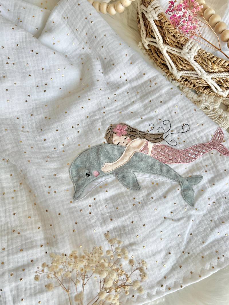 Glitzer Kleid Mit Nixe Und Delfin Gr. 68-92 von EmiliasTraumwerkstat