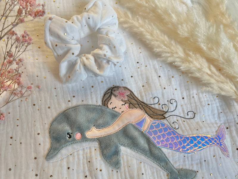 Glitzer Tunika Mit Nixe Und Delfin Weiße Gr. 68 - 92 von EmiliasTraumwerkstat