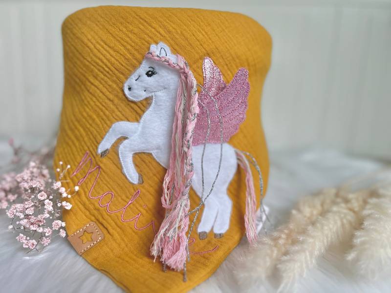 Pegasus Glitzer Musselintuch Musselin Tuch Halstuch Senfgelb Oder Wunschfarbe Bestickt Mit Name von EmiliasTraumwerkstat