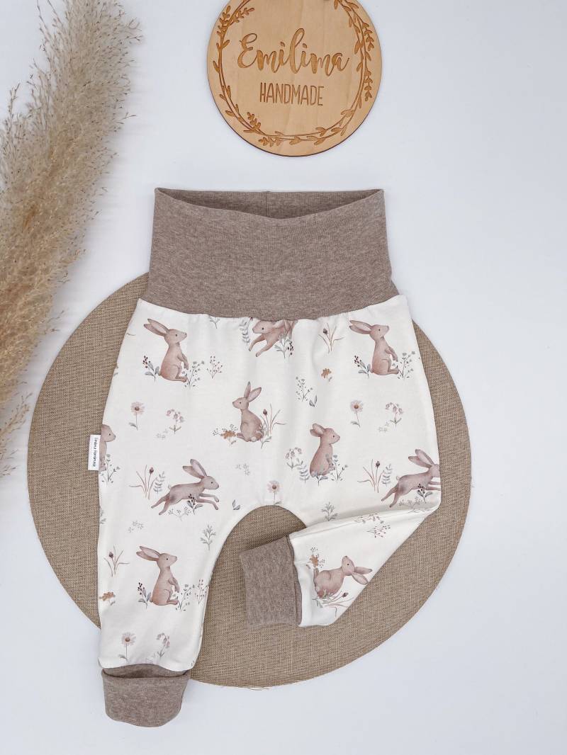 Baggypants Baby Pumphose Kleinkind Hase Hässchen Ostern Babyhose Beige Meliert von EmilimaHandmade