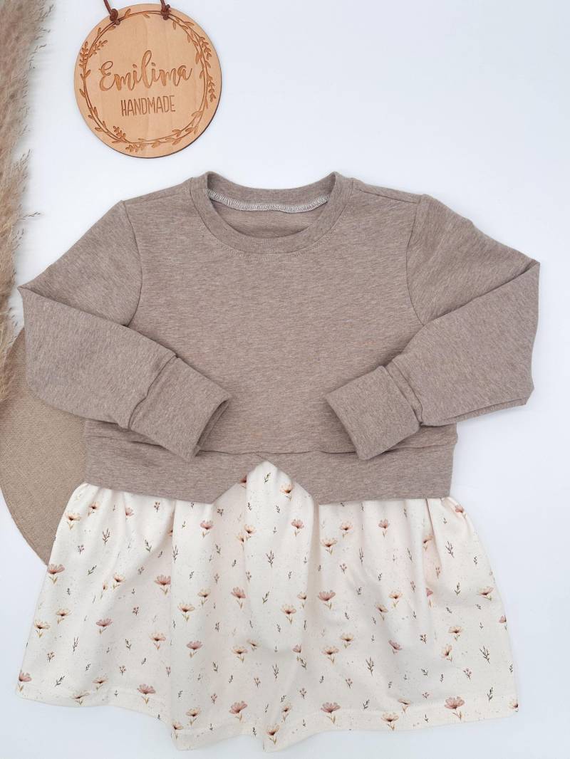 Girly Sweater Mädchen Boho Blumen Dusty Beige Meliert Baby Kleinkind Kind von EmilimaHandmade