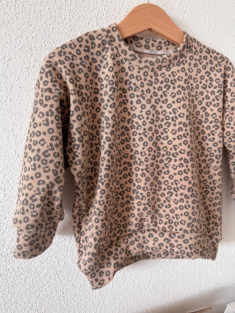 Oversize Sweater Rib Jersey Blumen Baby Kind Mädchen von EmilimaHandmade