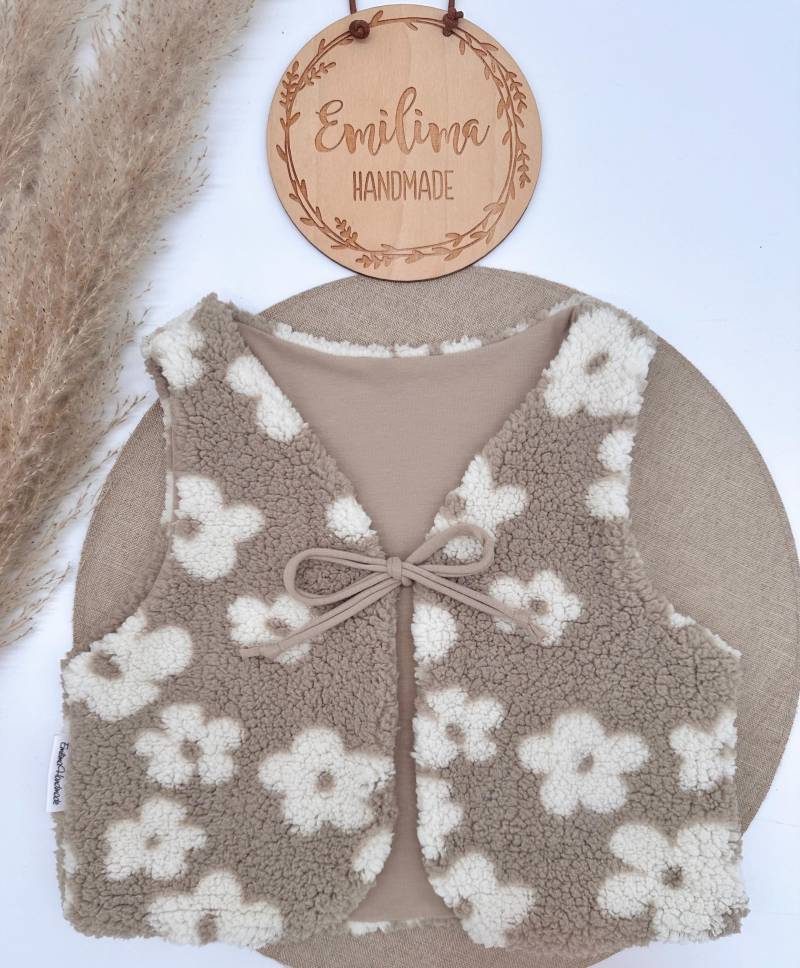 Teddyfleece Fellweste Baby Kind Sandblumen Herbst von EmilimaHandmade