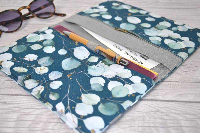 Reiseetui, Baumwolle Mit Eukalyptusprint, 2 Varianten von Emilinchen