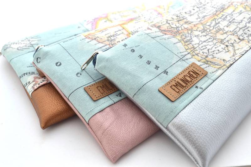 Reiseetui, Kosmetiktasche, Weltkarte, Metallic, Stiftemäppchen von Emilinchen
