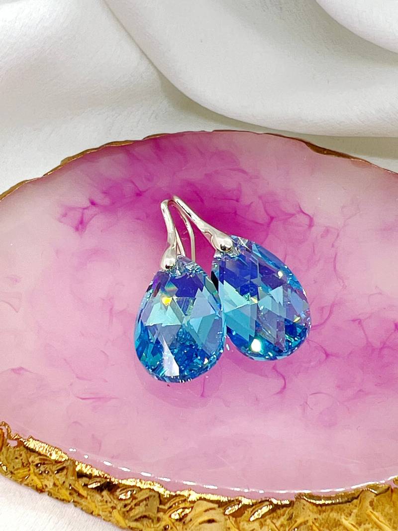 Blaue Träne Kristall Ohrringe, Aquamarin Baumeln Brautjungfer Schmuck, Hochzeit Geschenk Idee von EmilyEarringsDesign