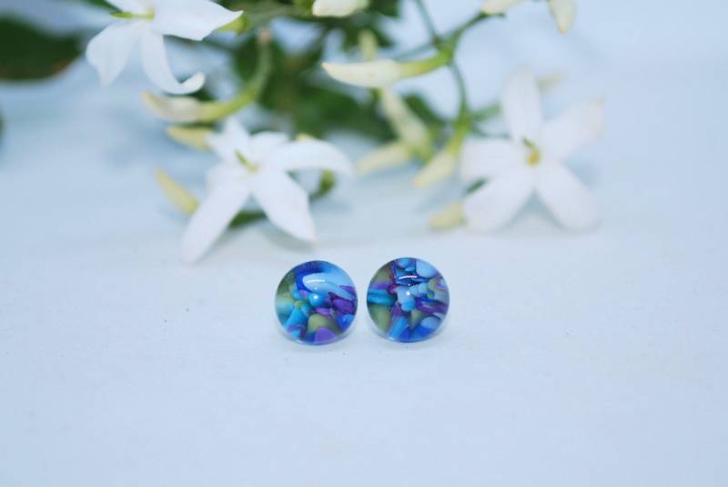 Hortensien Blaue Handgefertigte Lampwork Glas Ohrstecker von EmilyJeanDesign