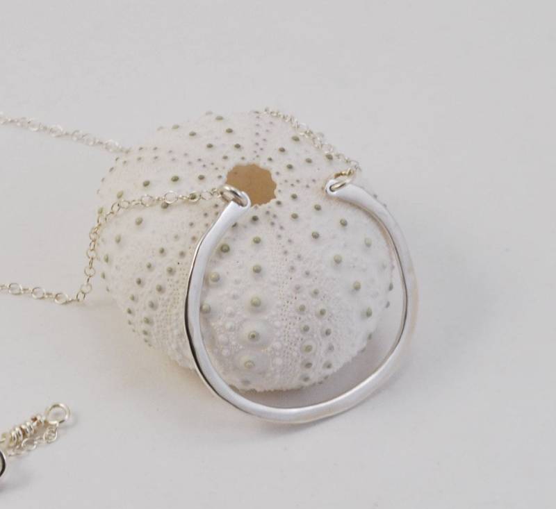 sterling Silber Offener Kreis Halskette sterling Silber Offener Kreis Halskette von EmilyMJewelryDesign