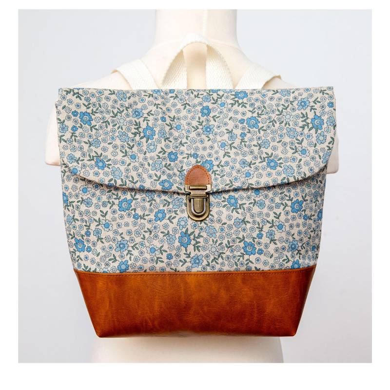 Sac À Dos De Maternelle Fait Main En Toile Et Tissu Fleuri Sac À Dos De Maternelle Fait Main En Toile Et Tissu Fleuri von EmmaAccessoires