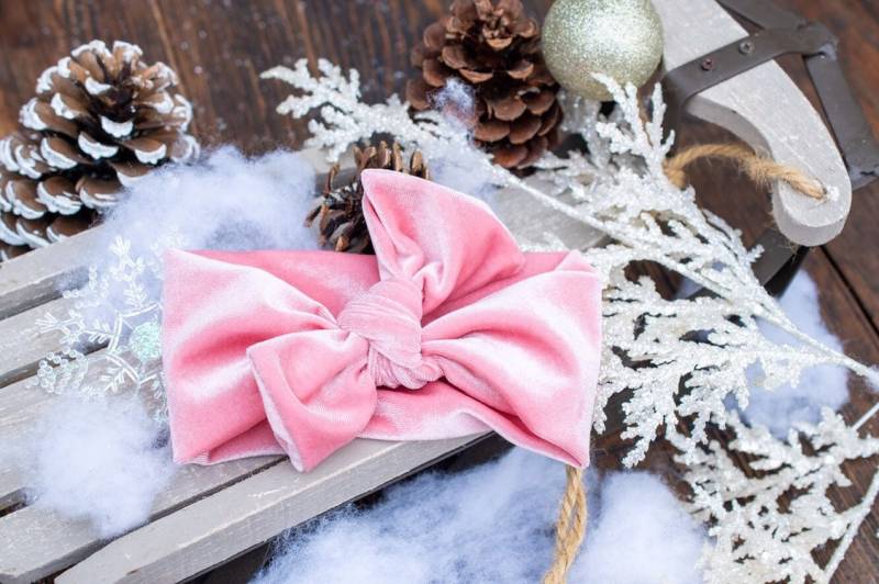 Cotton Candy Rosa Samt Urlaub Weihnachten Bogen Knoten - Baby Stirnband-Strecke Wickeln-Schleife Cotton Candy Rosa Samt Urlaub Weihnachten Bogen Knoten - Baby Stirnband-Strecke Wickeln-Schleife von EmmaGraceShoppe