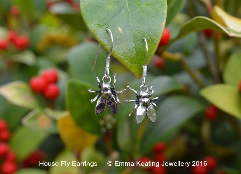 sterling Silber Fliegen Ohrringe - Natur Inspirierter Insekten Schmuck von EmmaKeatingJewellery