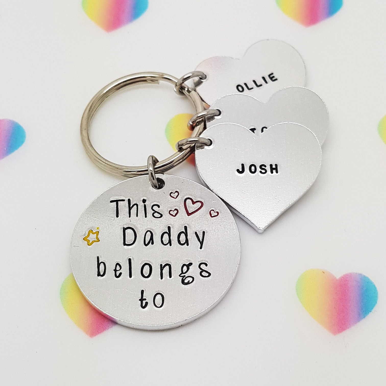 "Dieser "Daddy Gehört Zu" Schlüsselanhänger." von EmmaStampedwithLove