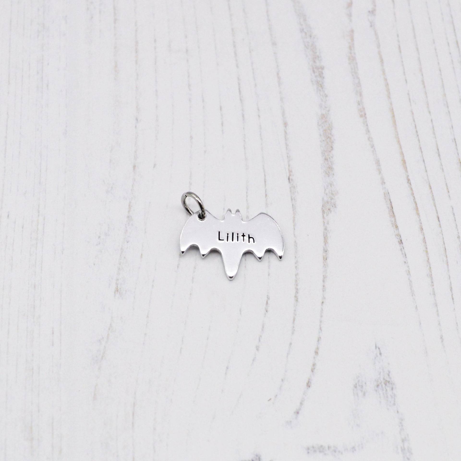 Zusätzliche Fledermausform - Aluminium von EmmaStampedwithLove