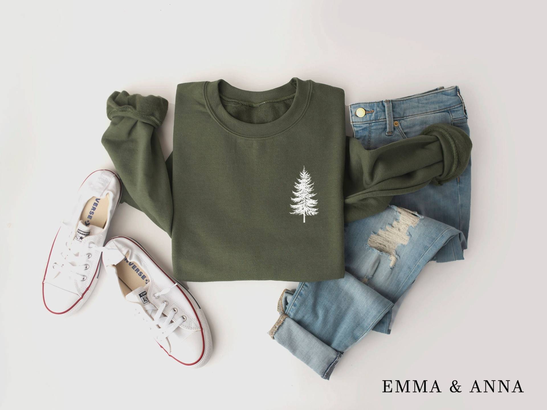 Tannenbaum Sweatshirt, Evergreen Trees, Reise Geschenk Für Naturliebhaber, Camping, Wandern Shirt, Natur Crewneck Sweatshirt Frauen von EmmaandAnnaApparel