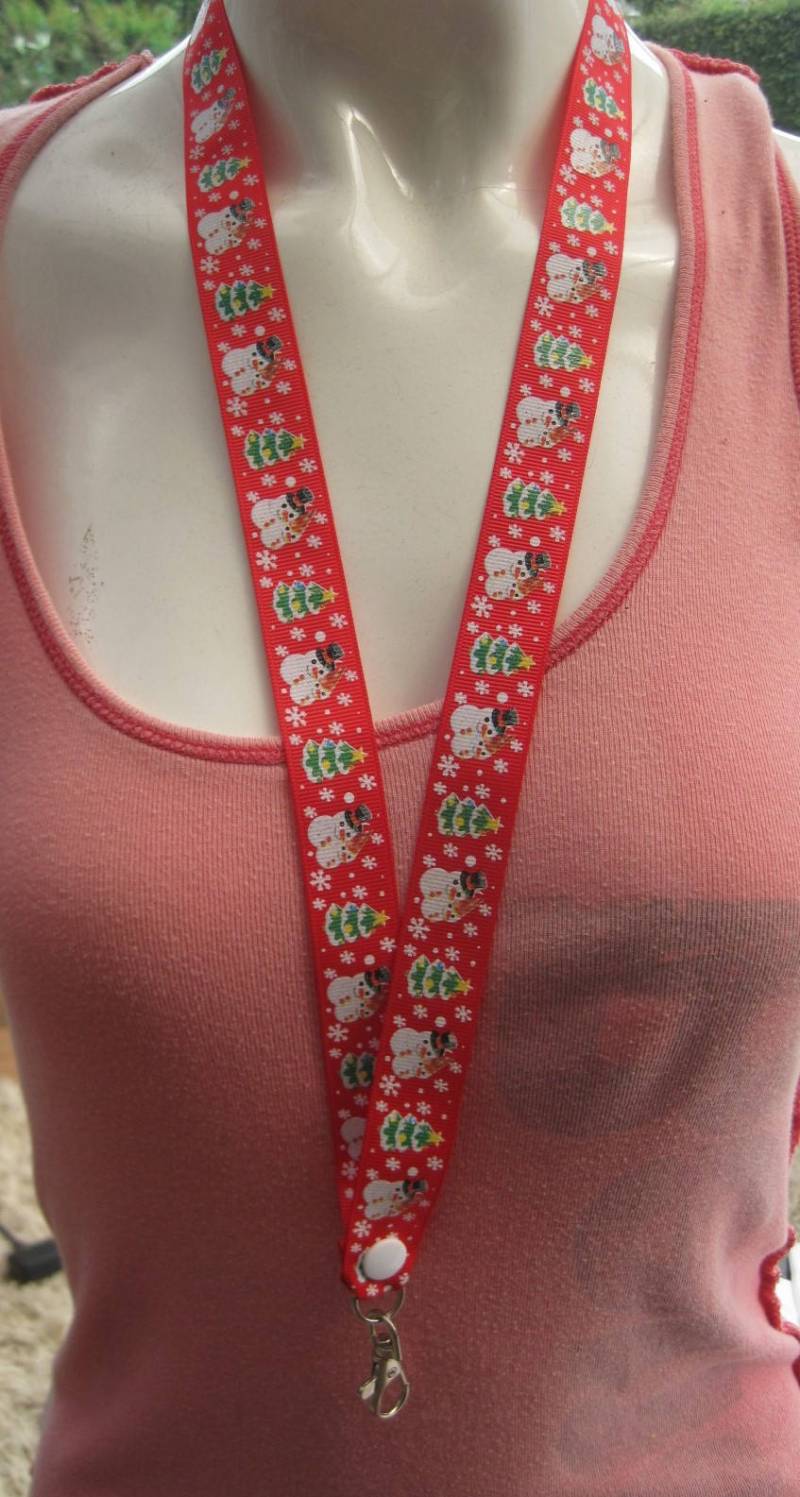 Weihnachten Schneemann Schlüssel, Pfeife, Id Anstecker Schlüsselring Schule Geschenk Grosgrainband von Emmabeescrafts