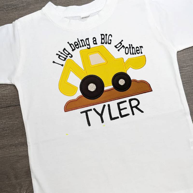 Big Brother Shirt Jungen Front Loader T-Shirt Neues Geschwister I Dig Being A Bro Baby Ankündigung Individuelle Applikation von EmmerlusDesigns