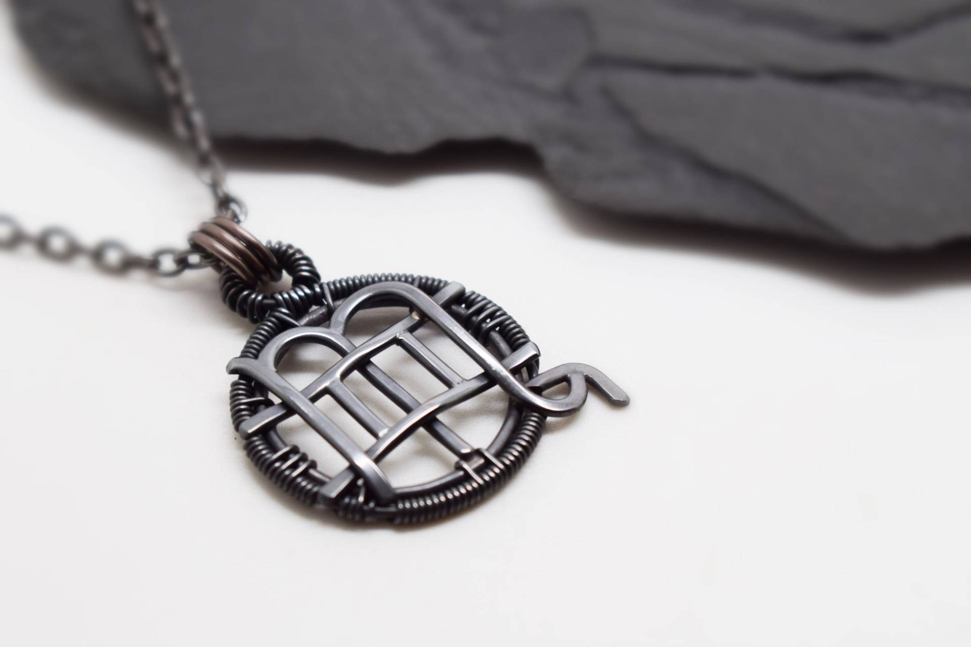 Gemini Skorpion Sternzeichen-Halskette Oxidiertes Kupfer Astrologie Anhänger Gemini Skorpion Sternzeichen-Halskette Oxidiertes Kupfer Astrologie Anhänger von EmmielousHandmades