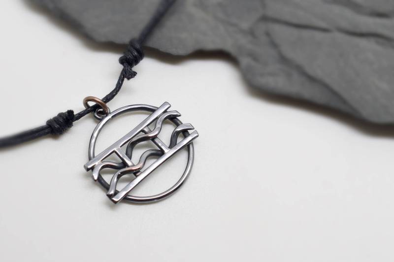 Gemini Wassermann Kette Aus Oxidiertem Kupfer Gemini Wassermann Kette Aus Oxidiertem Kupfer von EmmielousHandmades