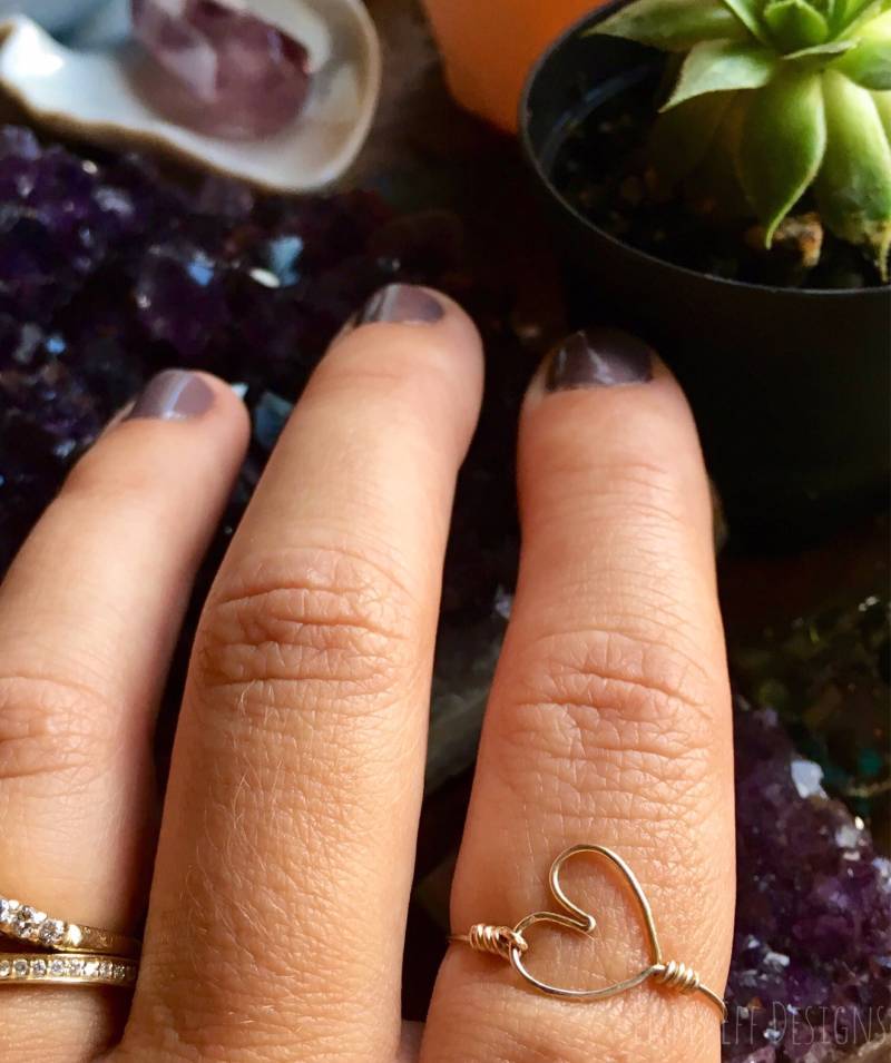 Drahtherz-Ring Erhältlich in Kupfer, Sterling Silber Und 14K Gold Filled Drahtherz-Ring Erhältlich in Kupfer, Sterling Silber Und 14K Gold Filled von EmmyEffDesigns