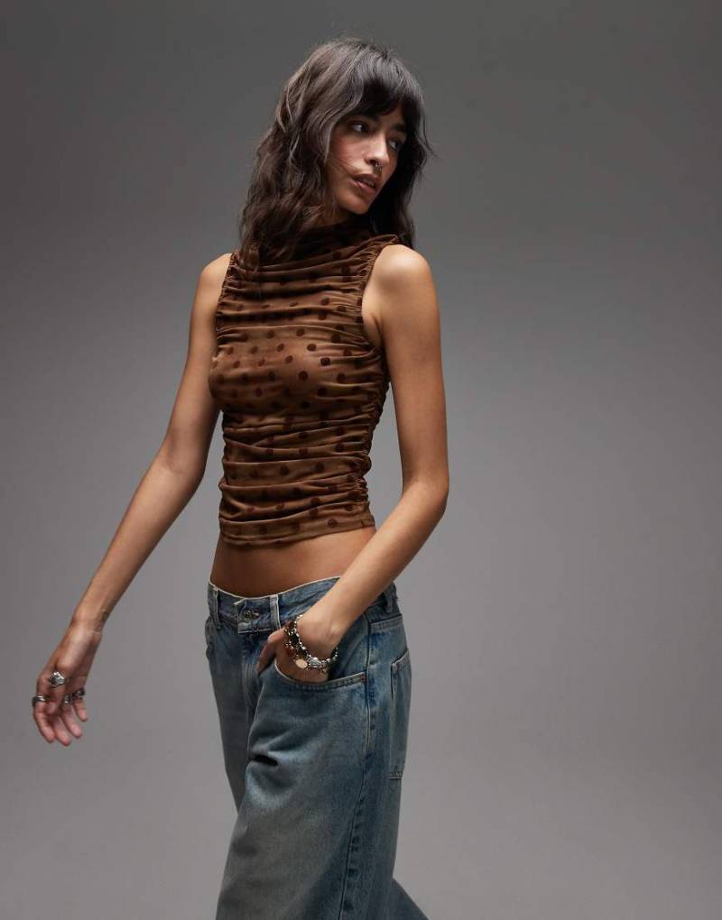 Emory Park - Transparentes, hochgeschlossenes Oberteil in Braun mit Polka Dots-Brown Emory Park - Transparentes, hochgeschlossenes Oberteil in Braun mit Polka Dots-Brown von Emory Park