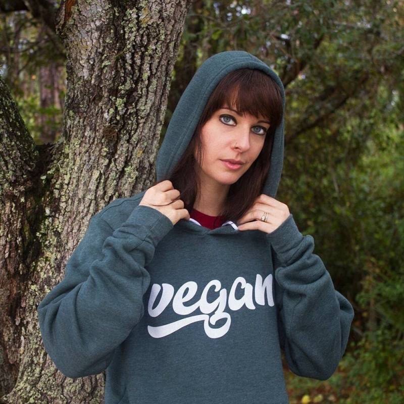 Retro Vegan Unisex Hoodie von EmpathHeartCo