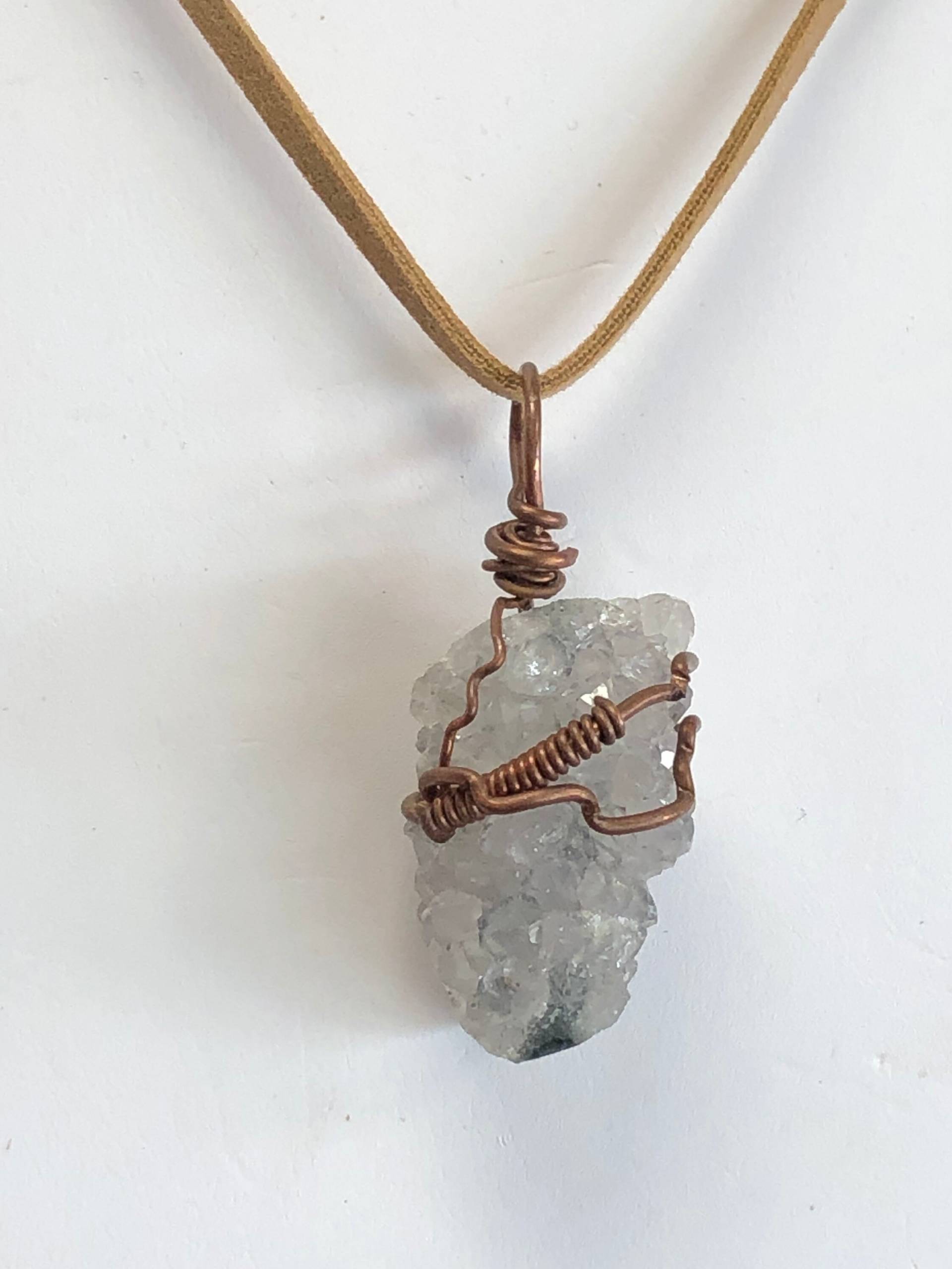Amethyst Stalagmit Wie Kristall Anhänger Amethyst Stalagmit Wie Kristall Anhänger von EmpathMoonGems