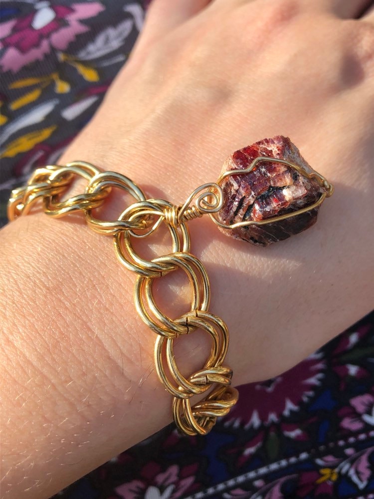 Rot Zirkon Kristall Bettelarmband Rot Zirkon Kristall Bettelarmband von EmpathMoonGems