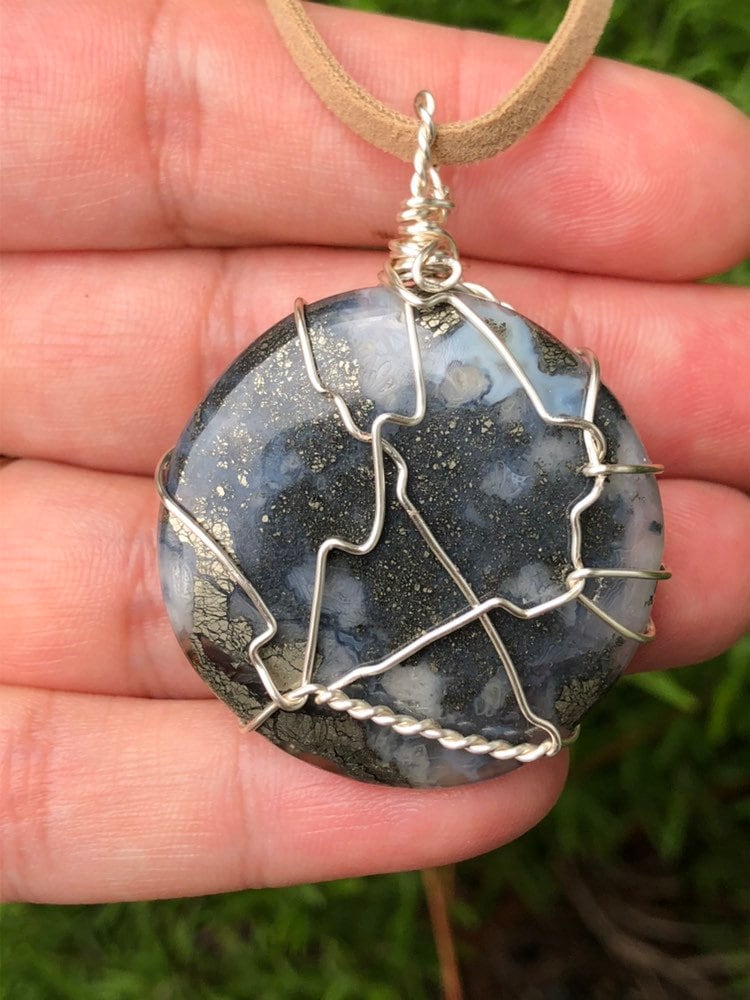 Runde Pyrit in Quarz Anhänger von EmpathMoonGems