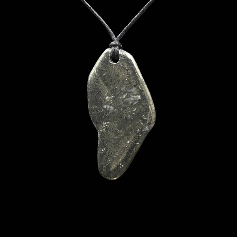 Federpyrit Anhänger - Handarbeit von EmporiumOrnamentum