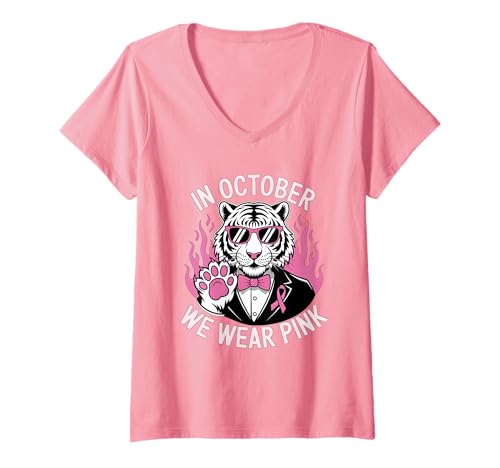 Damen Im Oktober tragen wir einen rosa Brustkrebs-Bewusstseinsmonat T-Shirt mit V-Ausschnitt Damen Im Oktober tragen wir einen rosa Brustkrebs-Bewusstseinsmonat T-Shirt mit V-Ausschnitt von Empowering Awareness Apparel for Breast Cancer