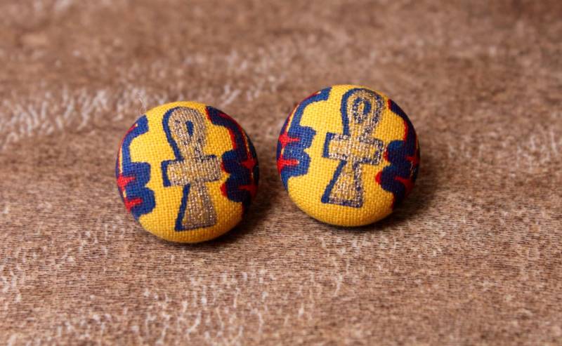 Ankh-Taste Ohrringe | Klein von Emprezzed