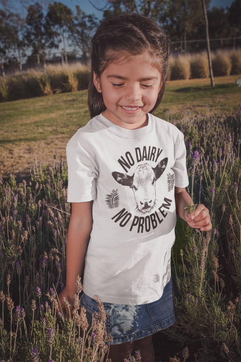 Keine Molkerei Kinder Unisex T-Shirt, Vegan Kid, Anti-Milch-, Milchfrei, Pflanze Basiert, Bekleidung, Tierrechte, Tierbefreiung Keine Molkerei Kinder Unisex T-Shirt, Vegan Kid, Anti-Milch-, Milchfrei, Pflanze Basiert, Bekleidung, Tierrechte, Tierbefreiung von EmptyCagesClothing