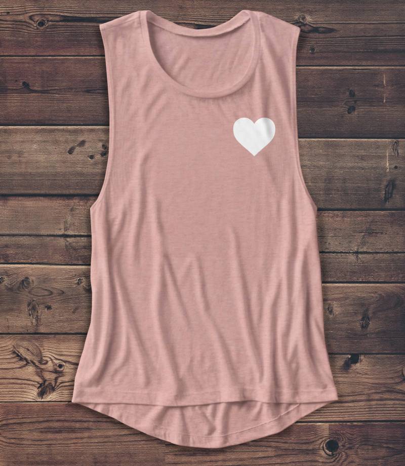 Herz T-Shirt - Lustig Niedlich Strand Muskel Sommer Humor Text Geschenk Grafik Tumblr Mode von Emtizee