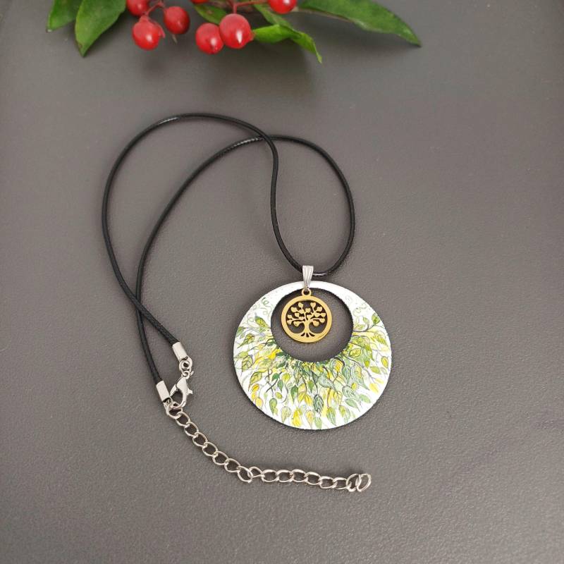 Besondere Kette Mit Lebensbaum, Halskette Baum Des Lebens, Handgefertigt, Handbemalt, Unikat, Geschenk, Minimalistisch Besondere Kette Mit Lebensbaum, Halskette Baum Des Lebens, Handgefertigt, Handbemalt, Unikat, Geschenk, Minimalistisch von EnamelAnn