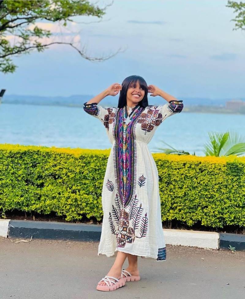 Entzückendes Gonder Trachten Kleid von EnatHabeshaShop