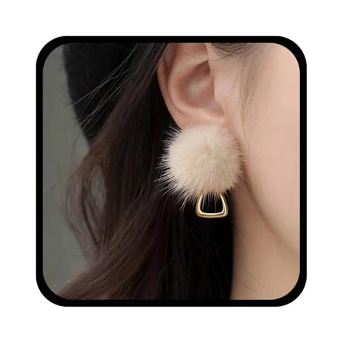 Enautoabs Winter Pom Pom Ohrringe Weiß Flauschige Ohrstecker Pom Pom Ball Ohrringe Kunstpelz Ball Ohrringe Flauschige Pom Baumeln Ohrringe Schmuck Für Frauen (Dreieck Stil) von Enautoabs