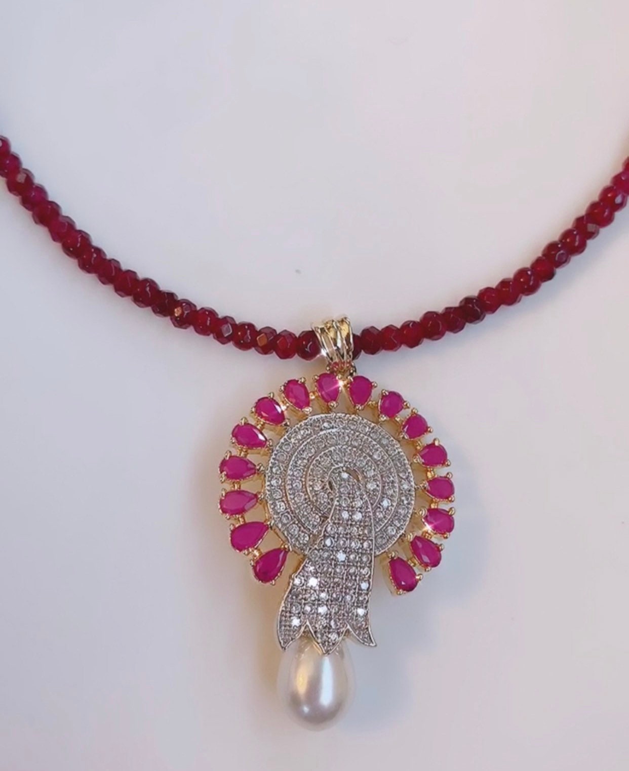 Neuankömmling Zarte Zirkonia Rubin Schmuck Set, Anniversay Geschenk Neuankömmling Zarte Zirkonia Rubin Schmuck Set, Anniversay Geschenk von Enayahs