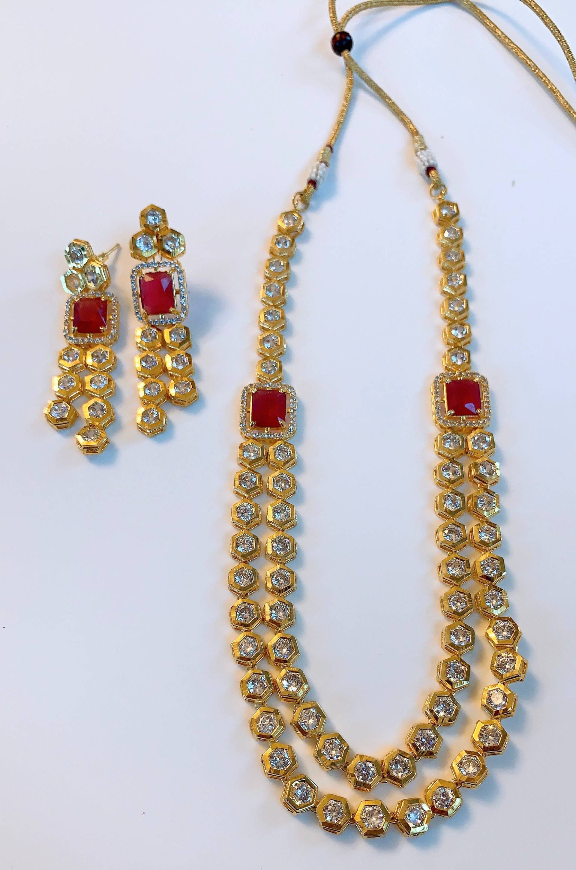 Neue Ankunft, Zarte Rosa Onyx Rubin Kubus Zirkonium Schmuck-Set, Statement-Schmuck-Set Neue Ankunft, Zarte Rosa Onyx Rubin Kubus Zirkonium Schmuck-Set, Statement-Schmuck-Set von Enayahs