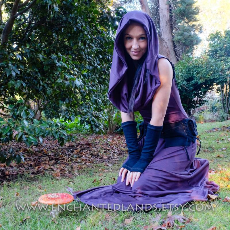 Mto - Zauberin Kleid Wandern. A-Linie Rückenfrei Fantasy Wald Hippie Verzaubert Mittelalterlichen von EnchantedLands